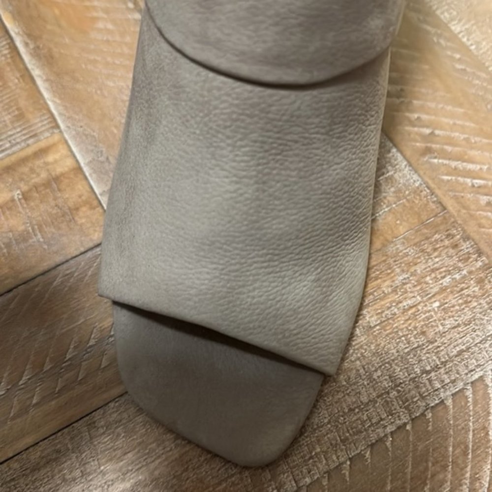 New Kenneth Cole New York Katarina Nubuck Taupe Grey Leather Open-Toe Bootie - Picture 11 of 12